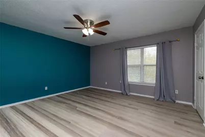 522 Royal Valley Road, Grand Prairie, TX 75052 - Photo 9