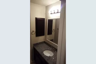 515 Valley Spring Drive, Arlington, TX 76018 - Photo 7