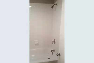 515 Valley Spring Drive, Arlington, TX 76018 - Photo 9