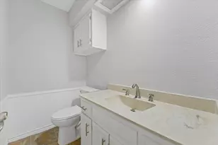 2152 Hondo Dr, Plano, TX 75074 - Photo 13