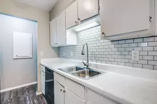 1122 Millview Dr, Arlington, TX 76012 - Photo 5