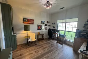 511 Emma St, Grandview, TX 76050 - Photo 11