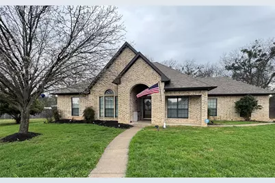 511 Emma Street, Grandview, TX 76050 - Photo 1