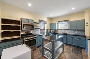 504 W Gilmer St, Ennis, TX 75119 - Photo 17