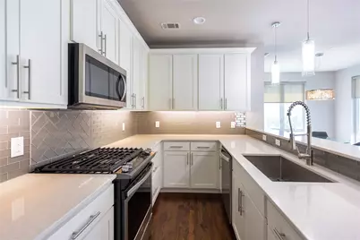 2016 N Fitzhugh Avenue #101, Dallas, TX 75204 - Photo 7