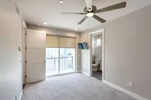 2016 N Fitzhugh Ave, Dallas, TX 75204 - Photo 13