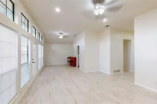 2842 Kingswood Dr, Garland, TX 75040 - Photo 7