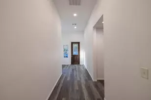 415 W 7th St, Bonham, TX 75418 - Photo 13