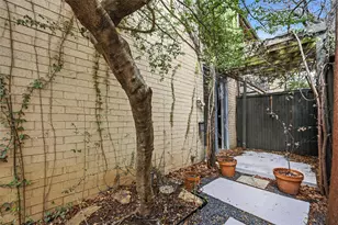 3718 Holland Ave, Dallas, TX 75219 - Photo 17