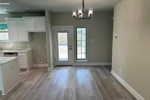 1801 Cumberland Dr, Garland, TX 75040 - Photo 9