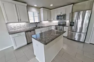 704 Rivers Creek Ln, Little Elm, TX 75068 - Photo 7