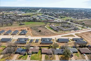 111 Blue Jay St, Stephenville, TX 76401 - Photo 35