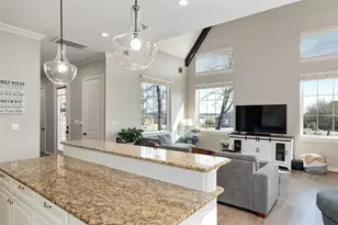 212 Cape Shore Dr, Mabank, TX 75143 - Photo 3