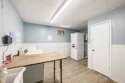 4327 Holland Avenue #212, Dallas, TX 75219 - Photo 17