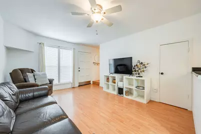 4327 Holland Avenue #212, Dallas, TX 75219 - Photo 5