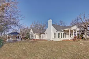 808 Elm St, Graham, TX 76450 - Photo 29