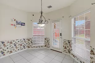 4525 Warbler Ln, Garland, TX 75043 - Photo 9