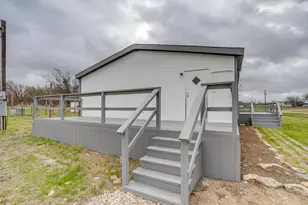 143 Carter Hills Ln, Weatherford, TX 76085 - Photo 3