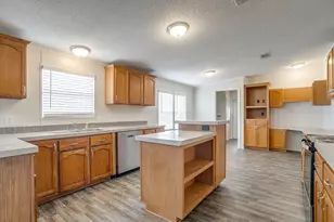 143 Carter Hills Ln, Weatherford, TX 76085 - Photo 11