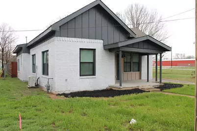 104 S Hubbard Street, Alvord, TX 76225 - Photo 3