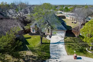 8825 Arbor Creek Ln, McKinney, TX 75072 - Photo 5