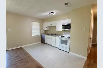 2603 Foxcroft Circle, Denton, TX 76209 - Photo 5