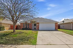 3205 Muleshoe Ln, Fort Worth, TX 76179 - Photo 1