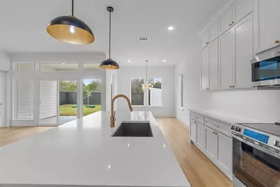 3007 Centaurus Way, Granbury, TX 76048 - Photo 9