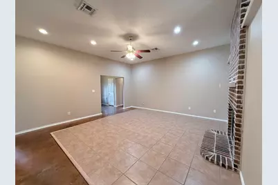 155 49th Street SE, Paris, TX 75462 - Photo 5