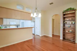 1010 Hayden Ct, Granbury, TX 76048 - Photo 9