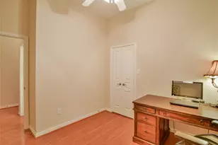 1010 Hayden Ct, Granbury, TX 76048 - Photo 21