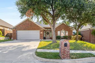 5144 Balmoral Ct, Grand Prairie, TX 75052 - Photo 1