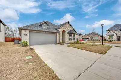 2901 Cantoni Creek, Princeton, TX 75407 - Photo 3