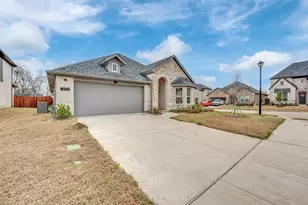 2901 Cantoni Creek, Princeton, TX 75407 - Photo 3