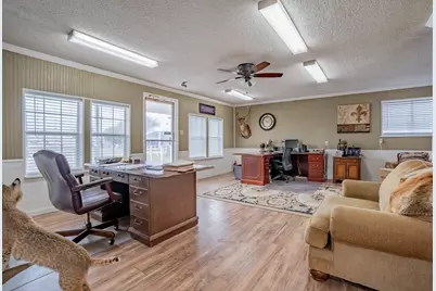 301 Eastridge Road, Granbury, TX 76049 - Photo 23