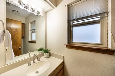 3100 Bellflower Lane, Carrollton, TX 75007 - Photo 19