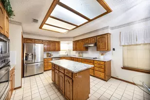 3100 Bellflower Ln, Carrollton, TX 75007 - Photo 13