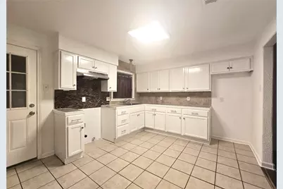 12116 Hoblitzelle Drive, Dallas, TX 75243 - Photo 13