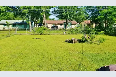 12116 Hoblitzelle Drive, Dallas, TX 75243 - Photo 31