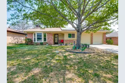 506 E Huitt Lane, Euless, TX 76040 - Photo 3