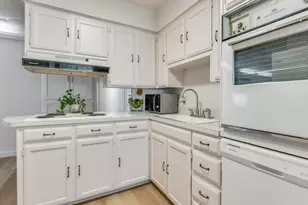 506 E Huitt Ln, Euless, TX 76040 - Photo 13