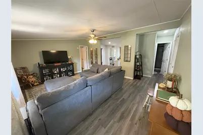 103 Halsell Street, Bridgeport, TX 76426 - Photo 3