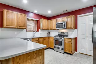 1317 Chestnut Dr, Rowlett, TX 75089 - Photo 7