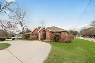 600 N Chattey Rd, DeSoto, TX 75115 - Photo 1