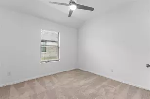 544 Hickory Rdg Dr, Van Alstyne, TX 75495 - Photo 19