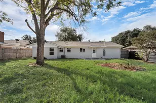 5017 Sabelle Ln, Haltom City, TX 76117 - Photo 21