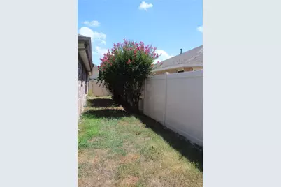 821 Lowe Drive, Cedar Hill, TX 75104 - Photo 27