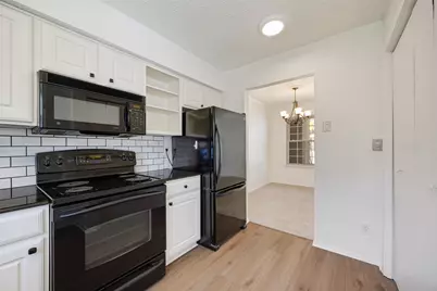 5300 Keller Springs #1086, Dallas, TX 75248 - Photo 3