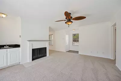 5300 Keller Springs #1086, Dallas, TX 75248 - Photo 3