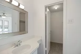 5300 Keller Springs, Dallas, TX 75248 - Photo 19
